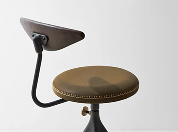 Akron Counter Stool With Backrest