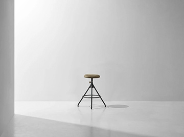 Akron Counter Stool With Leather Seat