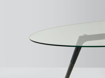 Assembly Table Oval